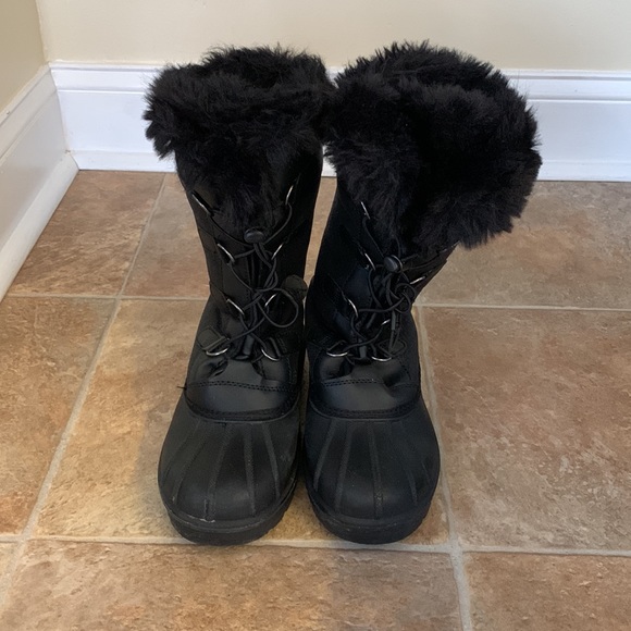 Cat & Jack Snow Boots Big Kid Sz 5 - Picture 2 of 2